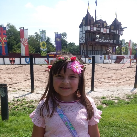 Meet your Posher, Kristin - Picture 1 of 1